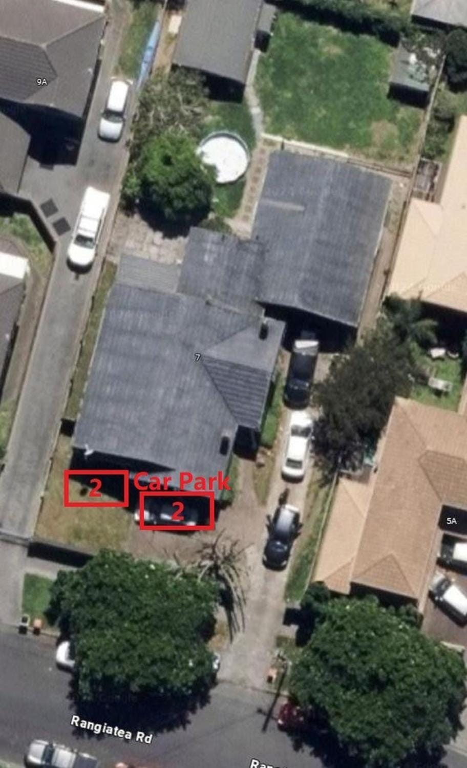 5 Bedroom House A House in Auckland