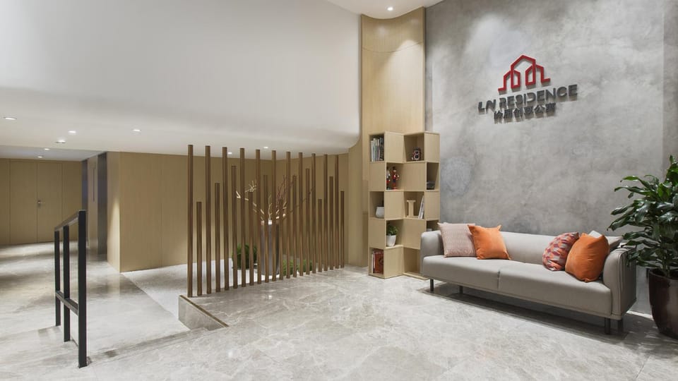 Lobby or reception, Internal: Not applicable to any particular room