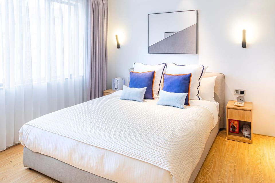 Bed, Bedroom
