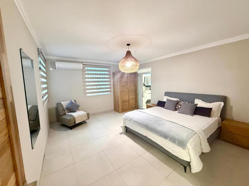 Modern apartment with pool in Grand Baie Apartment in Grand Baie