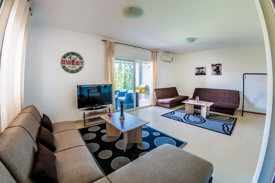 Communal lounge/ TV room, Bedroom