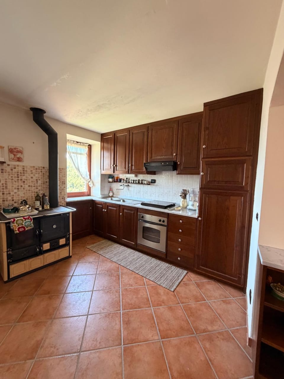Kitchen or kitchenette, kitchen