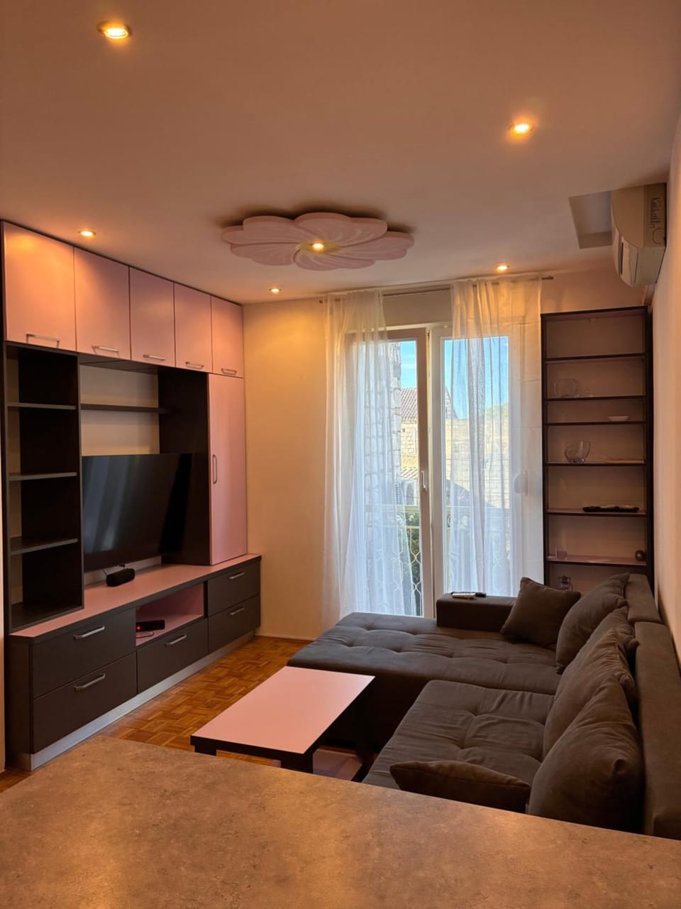 TV and multimedia, Living room