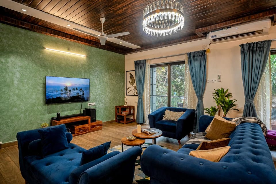 TV and multimedia, Living room, Seating area