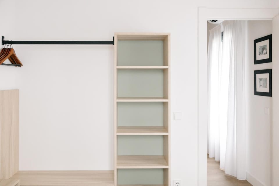 Bedroom, wardrobe