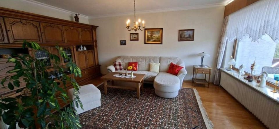 Living room, Photo of the whole room, Seating area