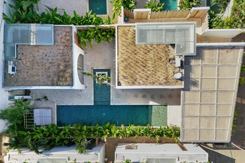 Property building, Pool view, Swimming pool