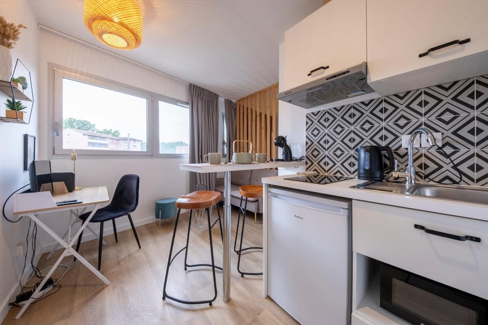 La Parenthèse Rose - Petfriendly - Wifi Apartment in Toulouse