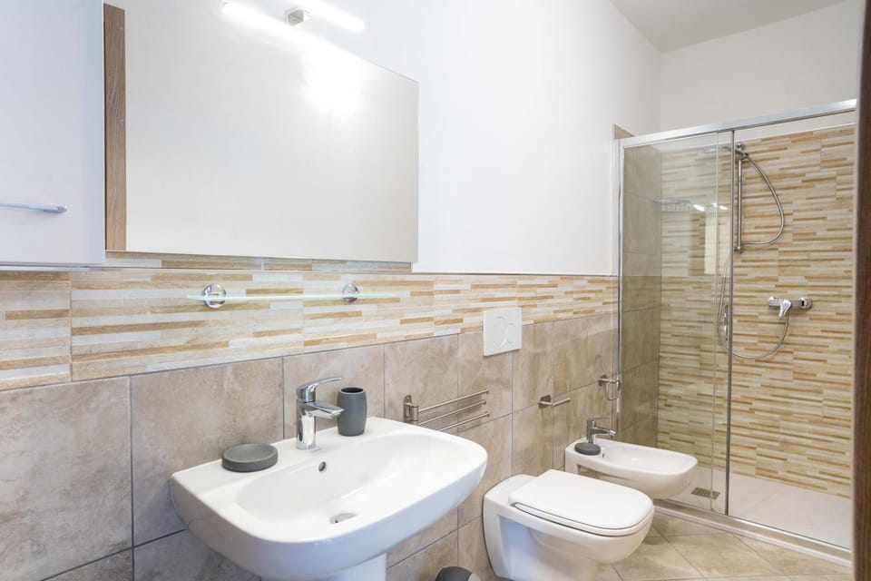 Balbiana Lake Apartments Apartment in Manerba del Garda