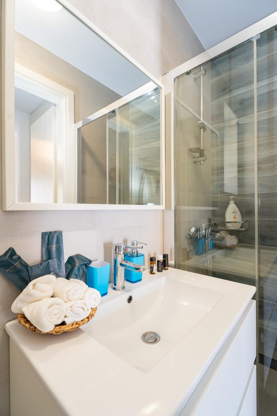Shower, Bathroom