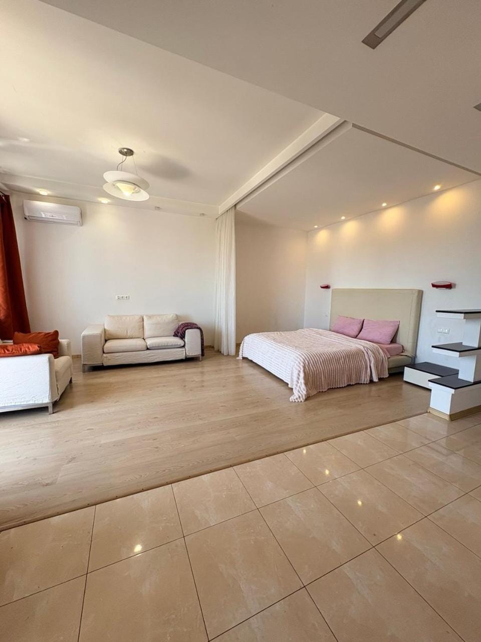 Апартаменти -Канатна 11 Apartment in Odessa
