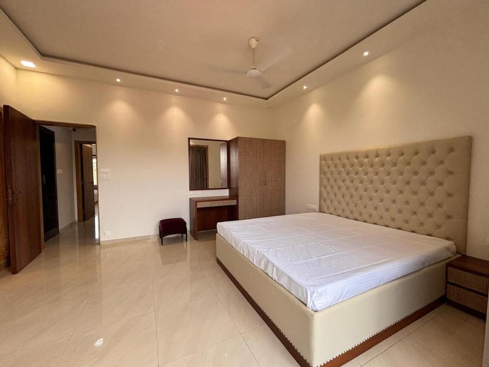 The Elite Crest, 12 Oaks, 4 BHK Villa House in Lonavla