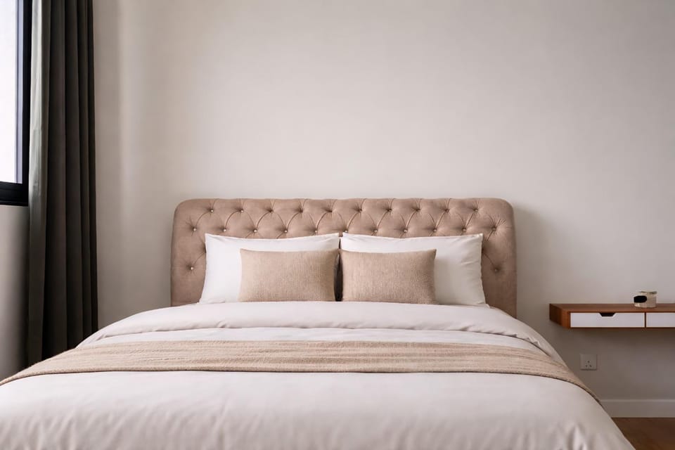Bed, Photo of the whole room, Bedroom