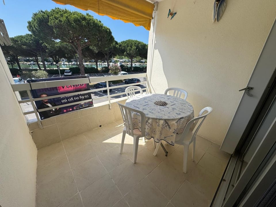 Le Balcon du Chenal, 4 Personnes, Vue chenal House in Le Grau-du-Roi