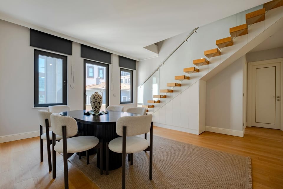 3-Bedroom Spacious - Central - New Duplex with 2 Bathrooms Apartment in Istanbul