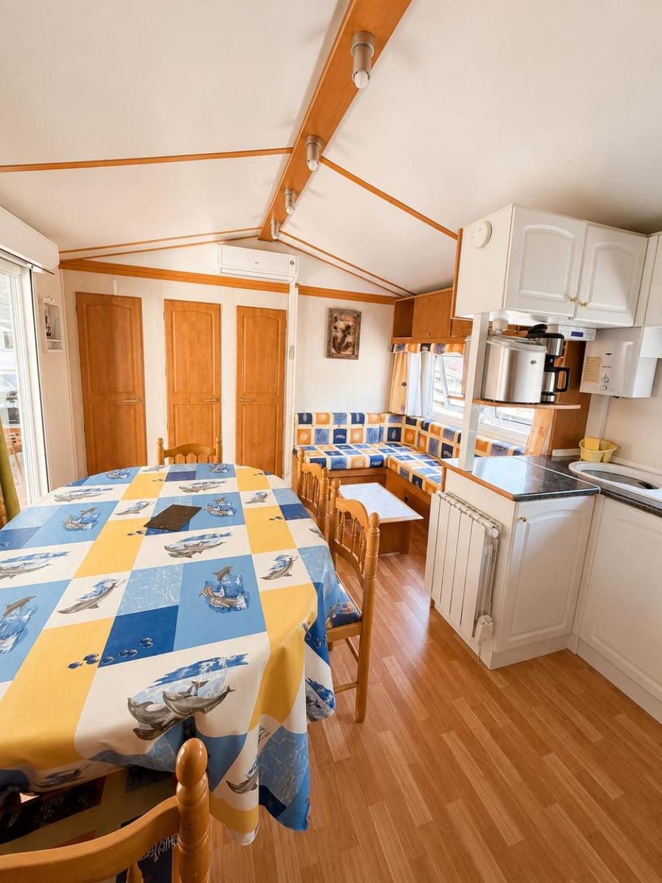 Mobil Home 3 chambres Bassin d Arcachon House in Gujan-Mestras