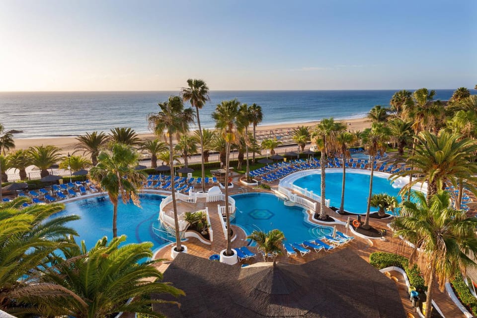 Garden, View (from property/room), Beach, Sea view, Swimming pool