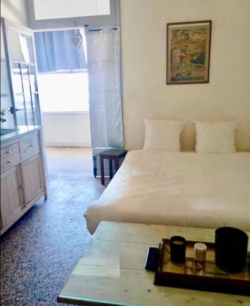 Communal lounge/ TV room, Bedroom