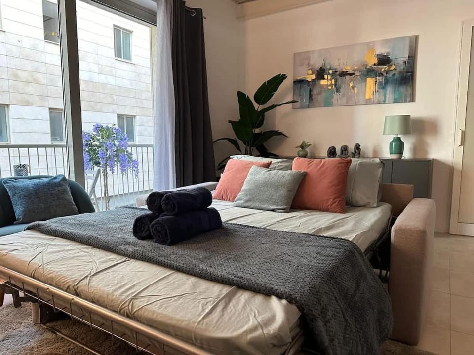 Flat in Luxury Complex Apartment in Sliema