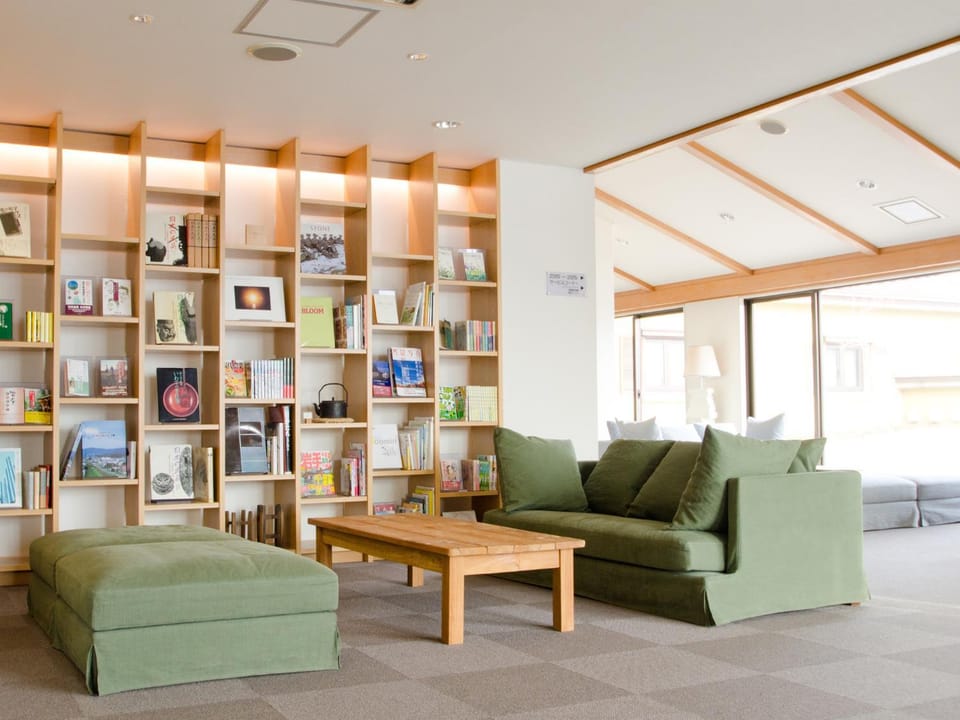 Library, Lobby or reception