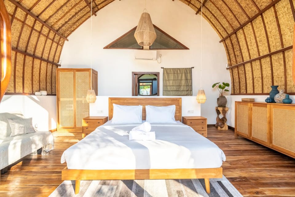 Bed, Seating area, Bedroom, safe, towels, wardrobe, air conditioner