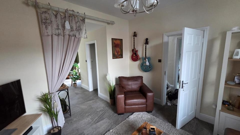 Lemon Tree Cottage - Royal Birkdale Open 2026 Let House in Southport