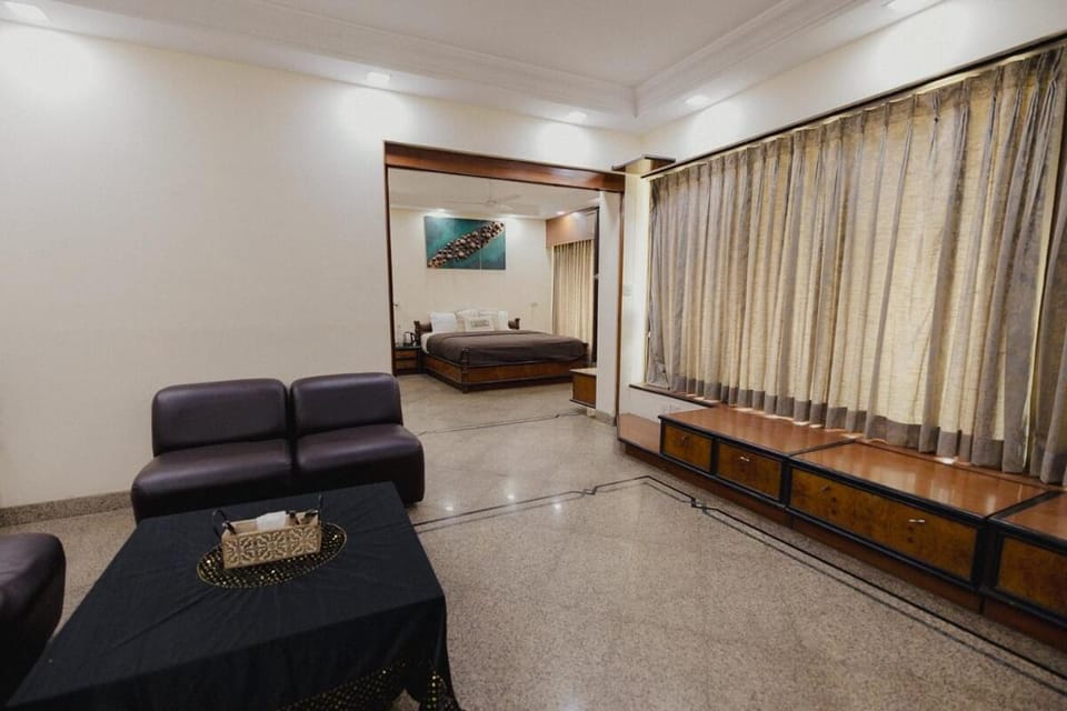 Bed, Living room, Bedroom
