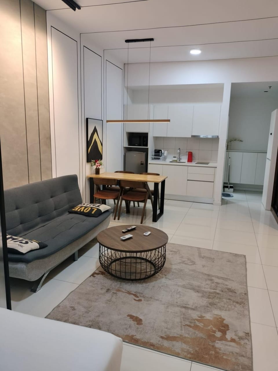 Kitchen or kitchenette, Living room, Seating area, pet friendly