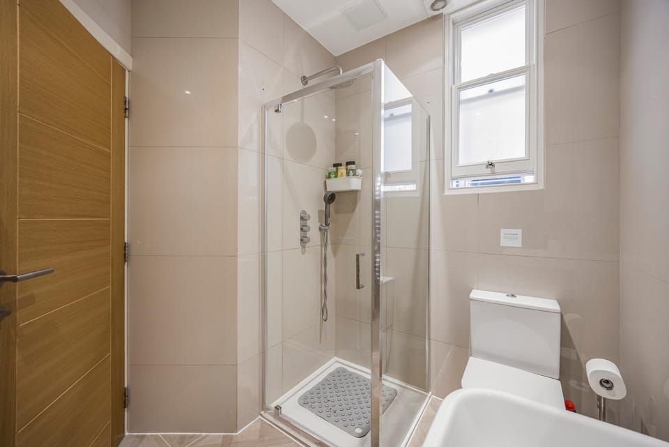 Fitzrovia Apartments 3BR Sleeps 12 Oxford-2 Apartment in London Borough of Islington