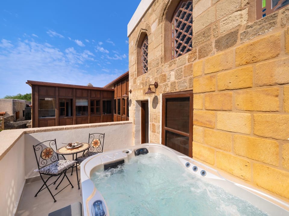Hot Tub, Balcony/Terrace