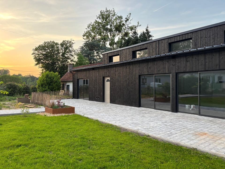 Property building, Garden view
