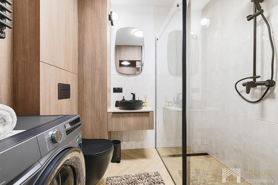 Shower, Bathroom, washing machine