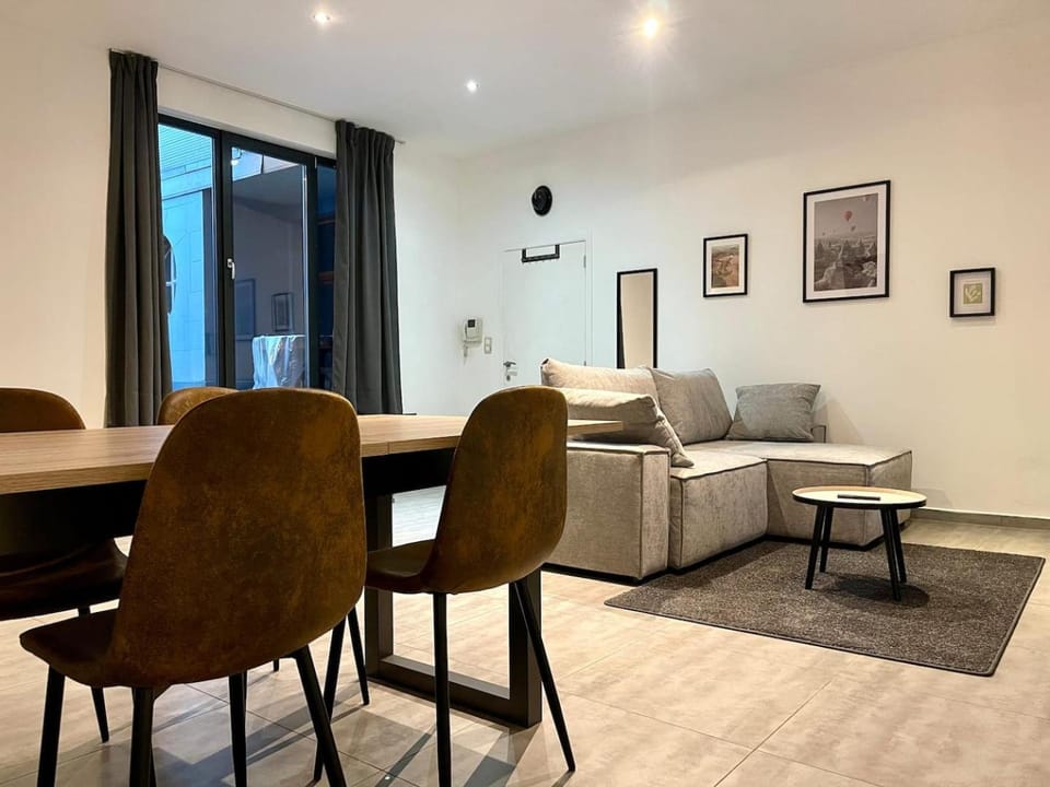 Modern flat - Saint-Gilles - 4P Apartment in Saint-Gilles