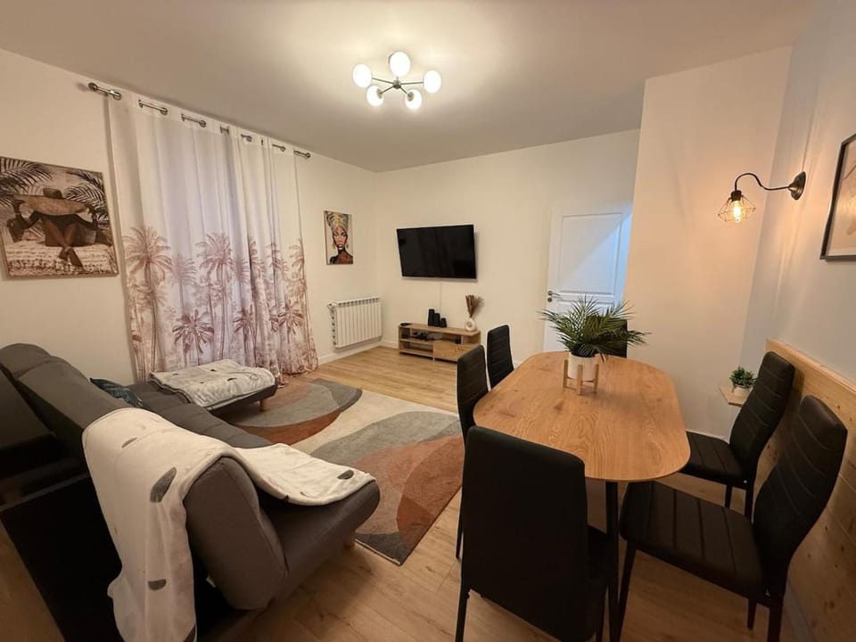 Duplex meublé confort, Longs séjours dans le 91 Apartment in Corbeil-Essonnes