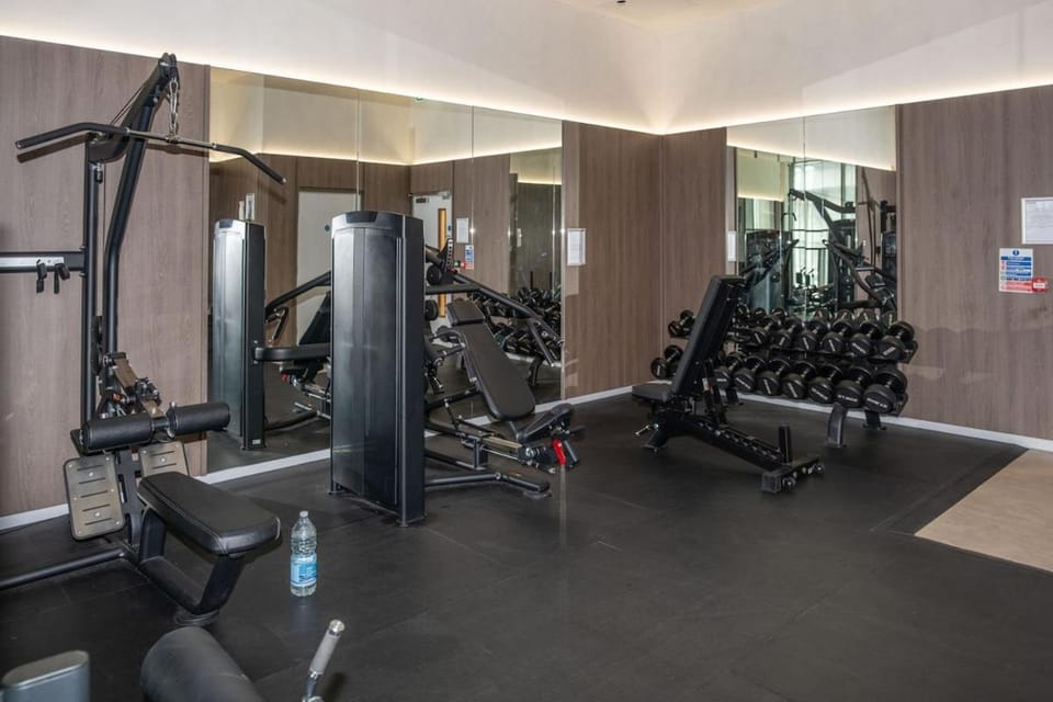 Exchange Suite | 3BR Modern Apartment | Central Apartment in Salford