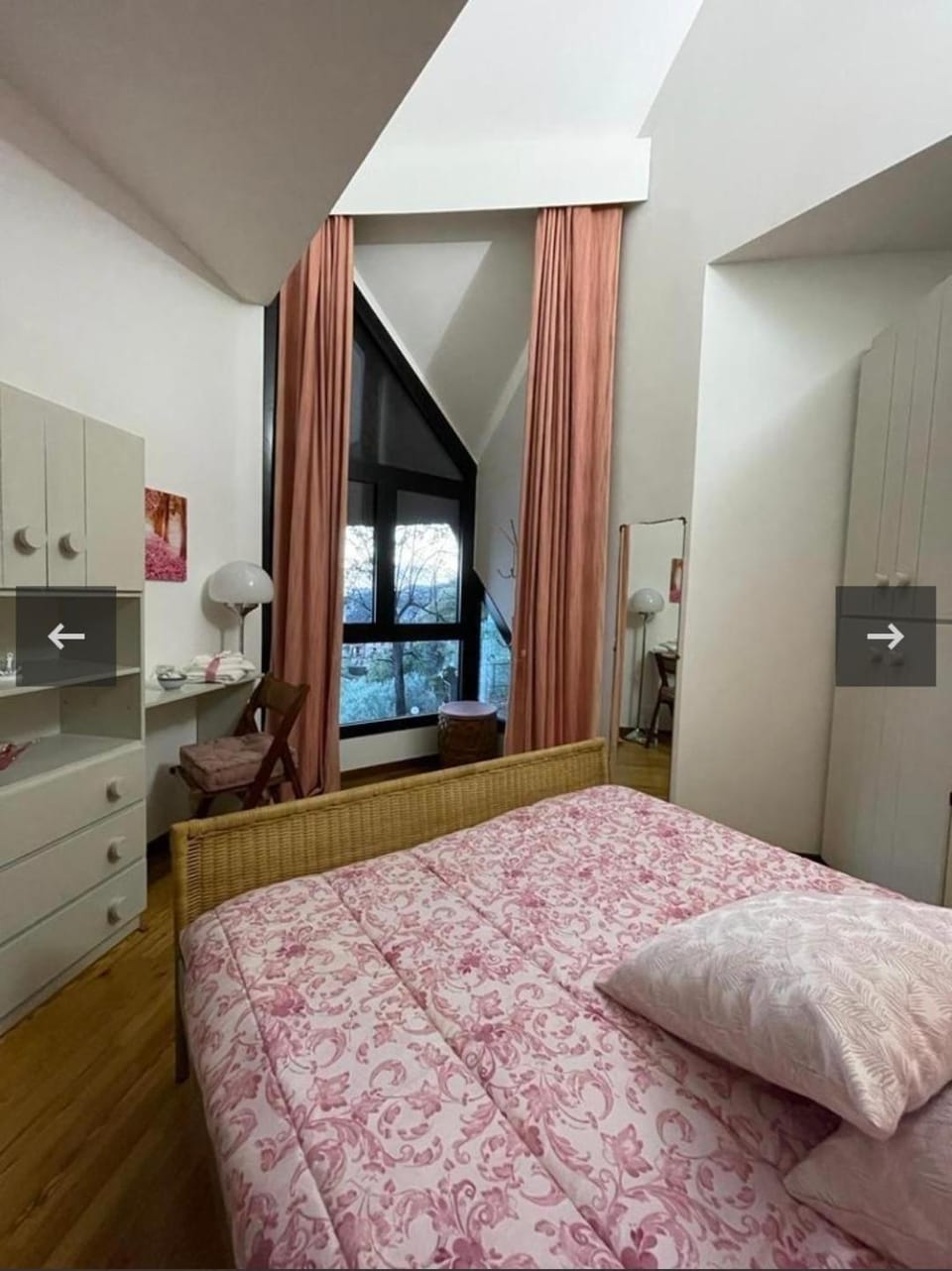 Bedroom, Garden view, Sea view, safe, wardrobe