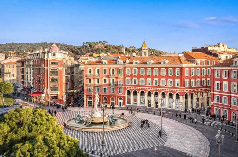 Garibaldi Studio near Port and Place du Pin Nice Apartment in Nice