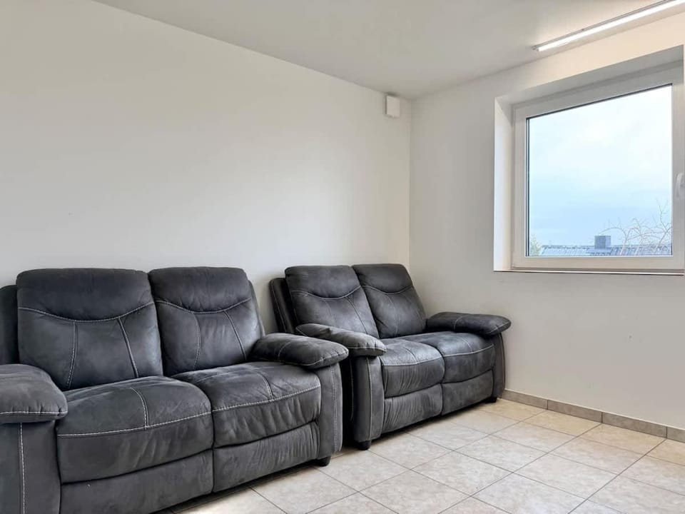 Comfortable 3 Bedroom Villa Near Volvo and SKF House in Gothenburg
