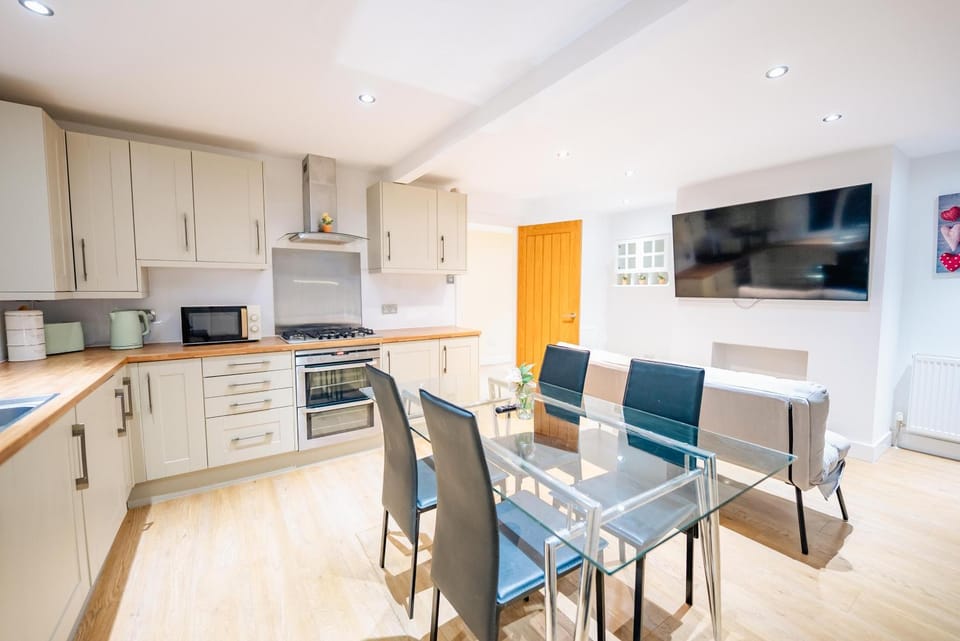 kitchen, kitchen