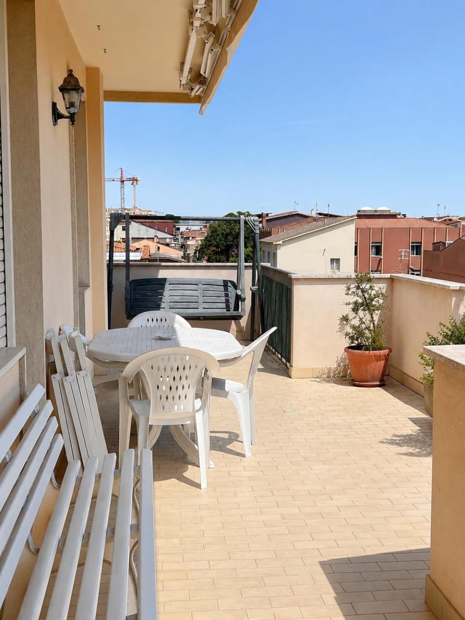 Property building, View (from property/room), Balcony/Terrace