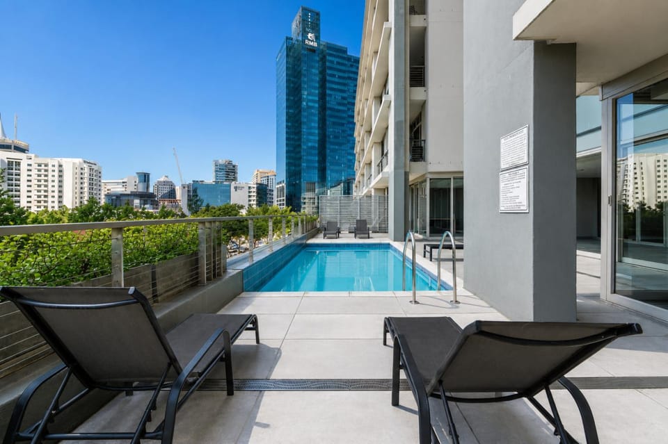 Property building, Patio, Day, View (from property/room), Balcony/Terrace, Pool view, Swimming pool, sunbed
