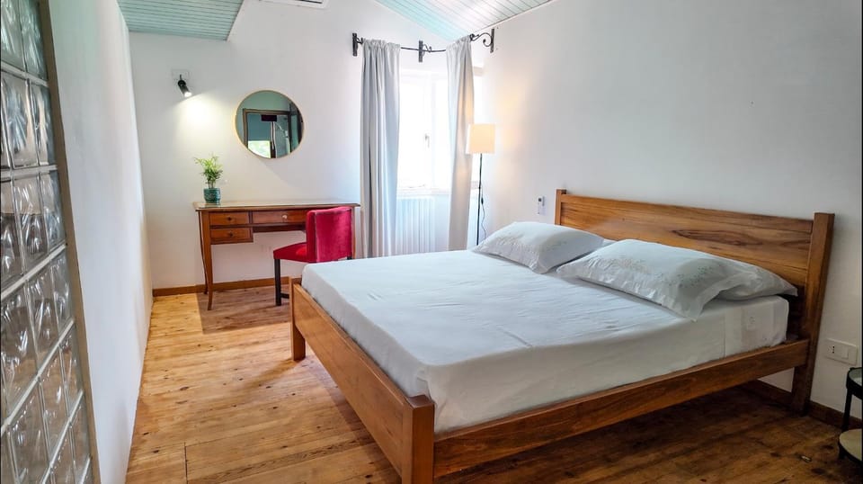 Laurus Home Restaurant B&B Cilento Bed and Breakfast in Campania