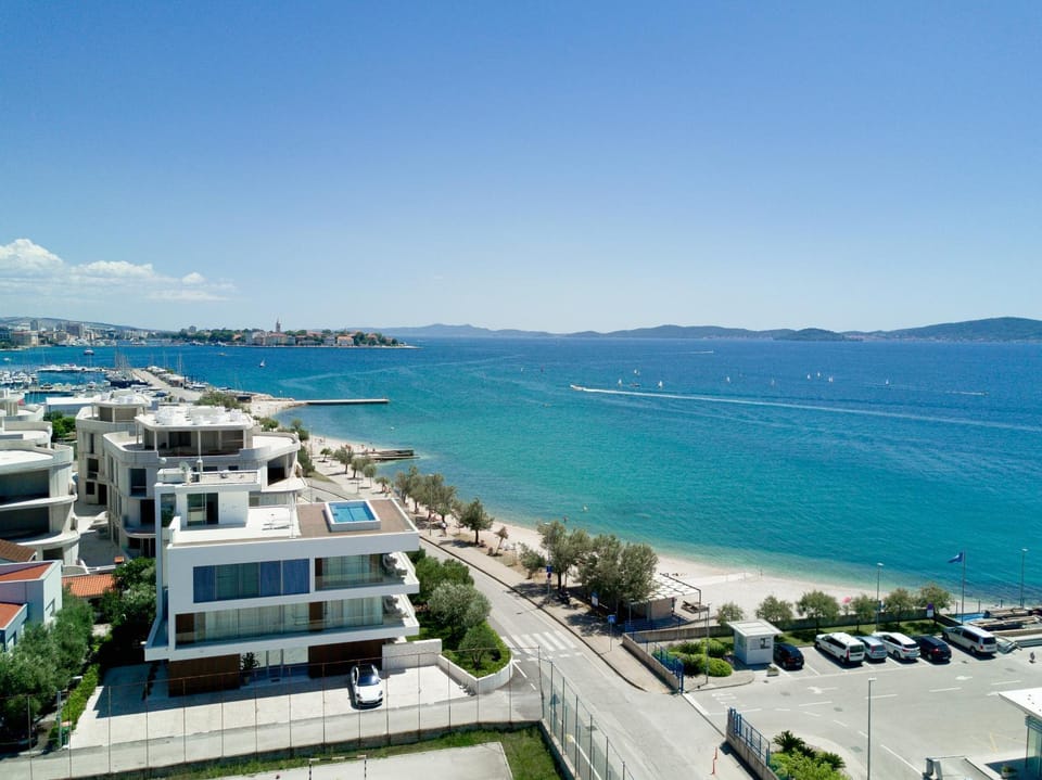 Day, Neighbourhood, Beach, Sea view, Location, Parking