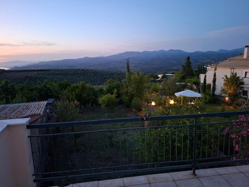 Velvet horizon Guest House Apartment in Messenia