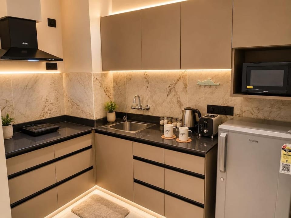 Urban Reverie Stay Apartment in Noida
