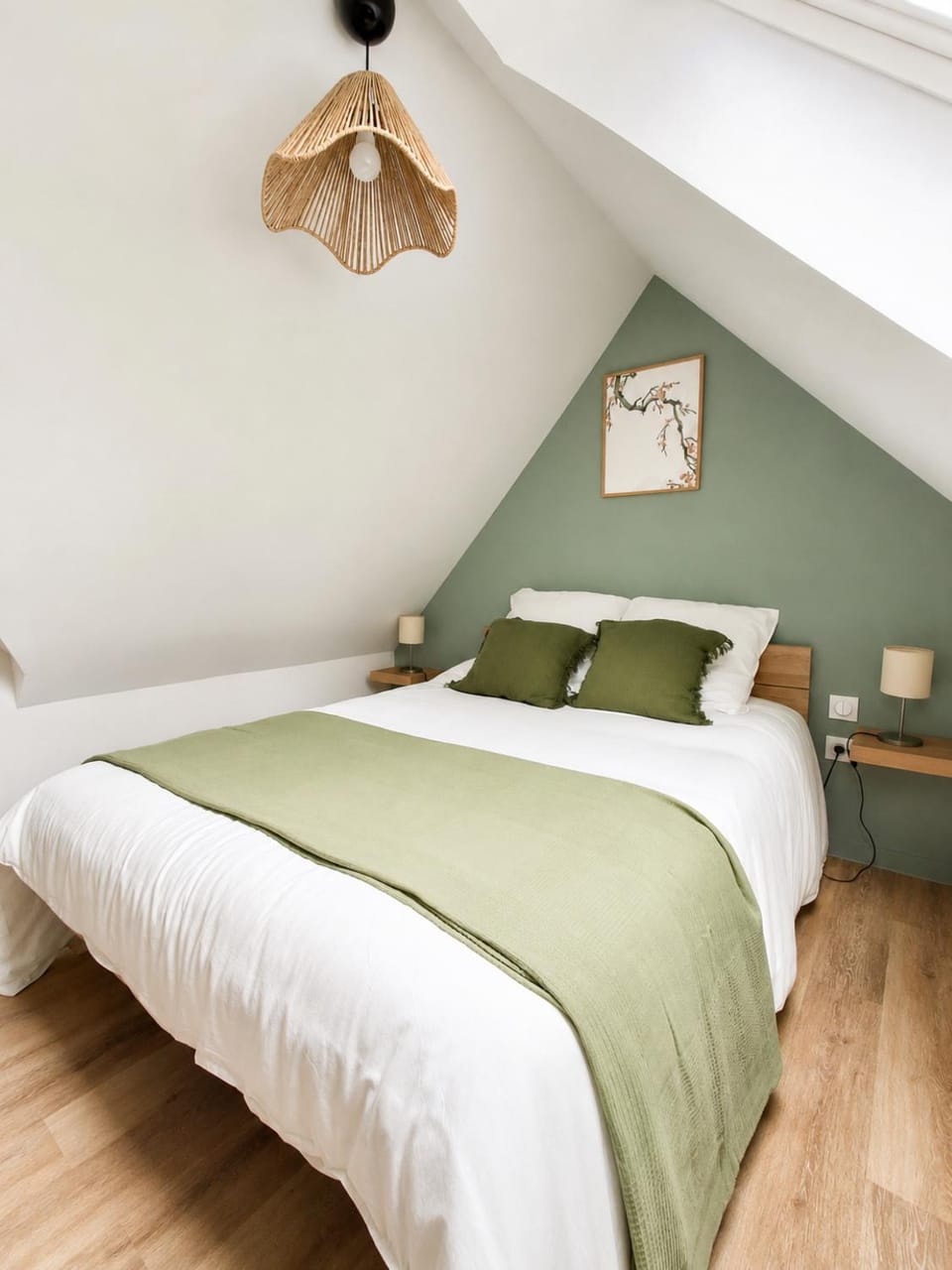 Bed, Decorative detail, Bedroom