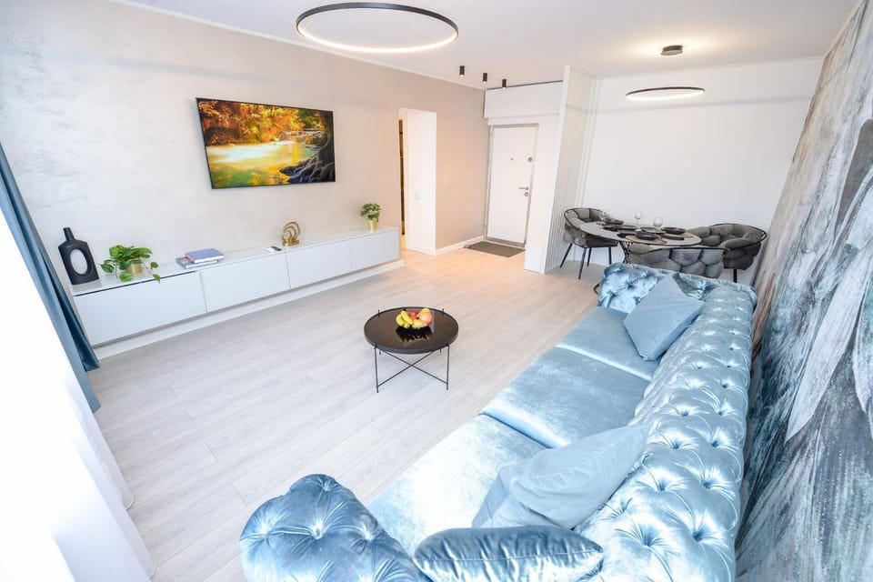 TV and multimedia, Seating area