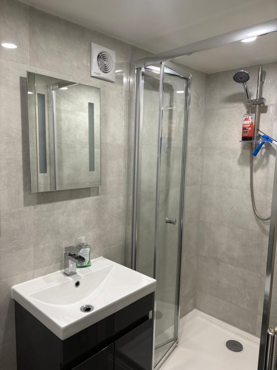 Shower, Bathroom