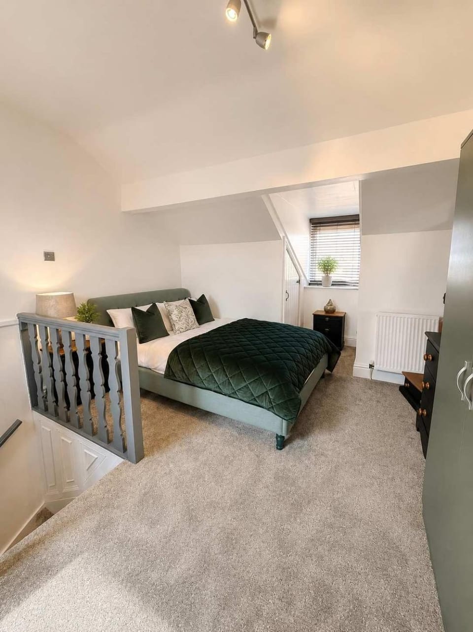 3 Bedroom Stunning Home - Peaceful Area House in Lancaster