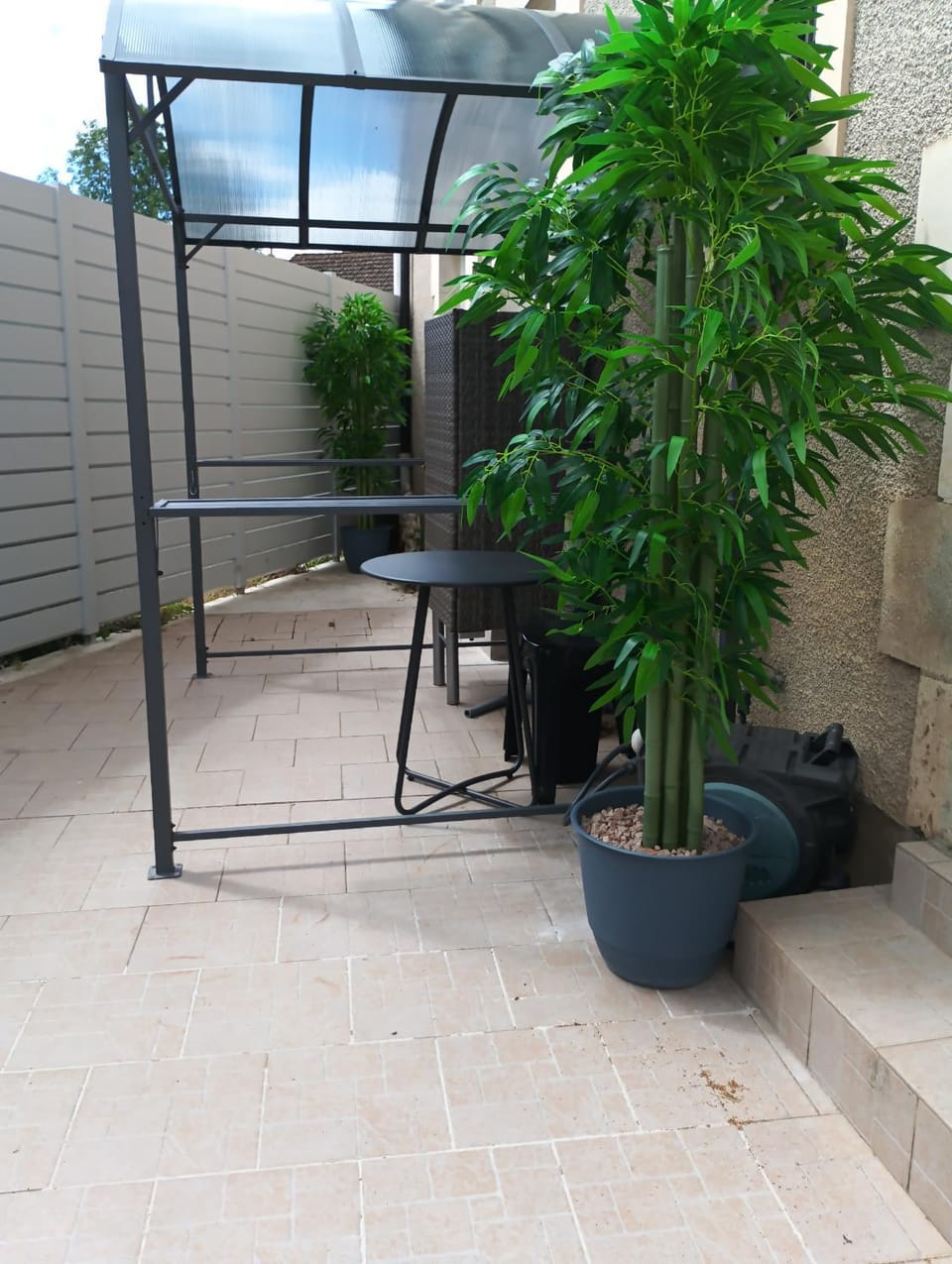 Chambre pour 2, avec terrasse privée Bed and Breakfast in Centre-Val de Loire
